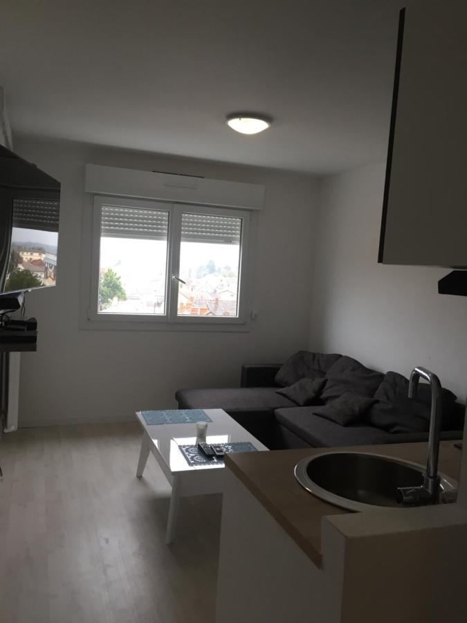 Studio Agreable Proche Gare Apartamento Melun Exterior foto